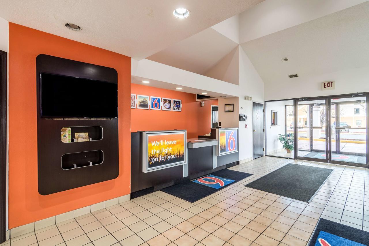 Motel 6-Harvey, Il Eksteriør billede