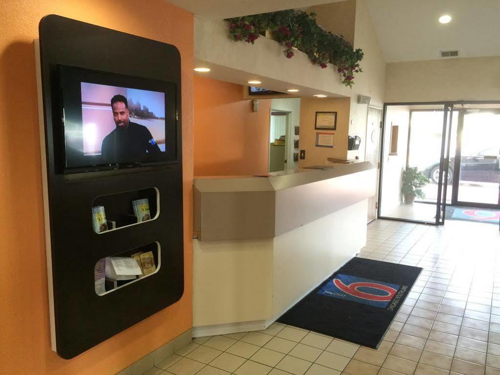 Motel 6-Harvey, Il Eksteriør billede