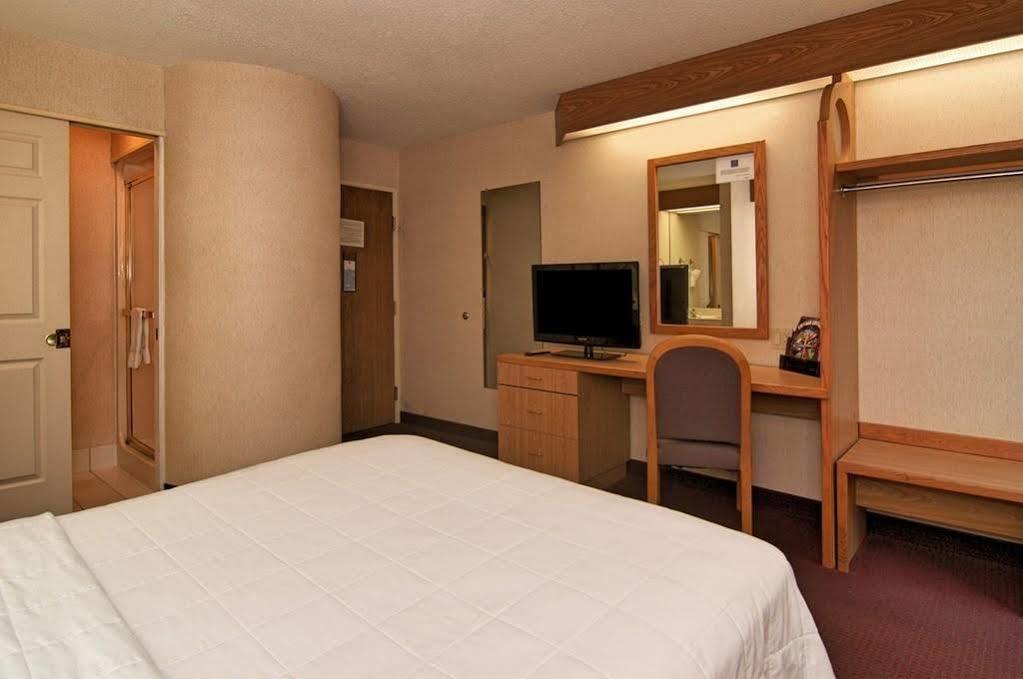 Motel 6-Harvey, Il Eksteriør billede